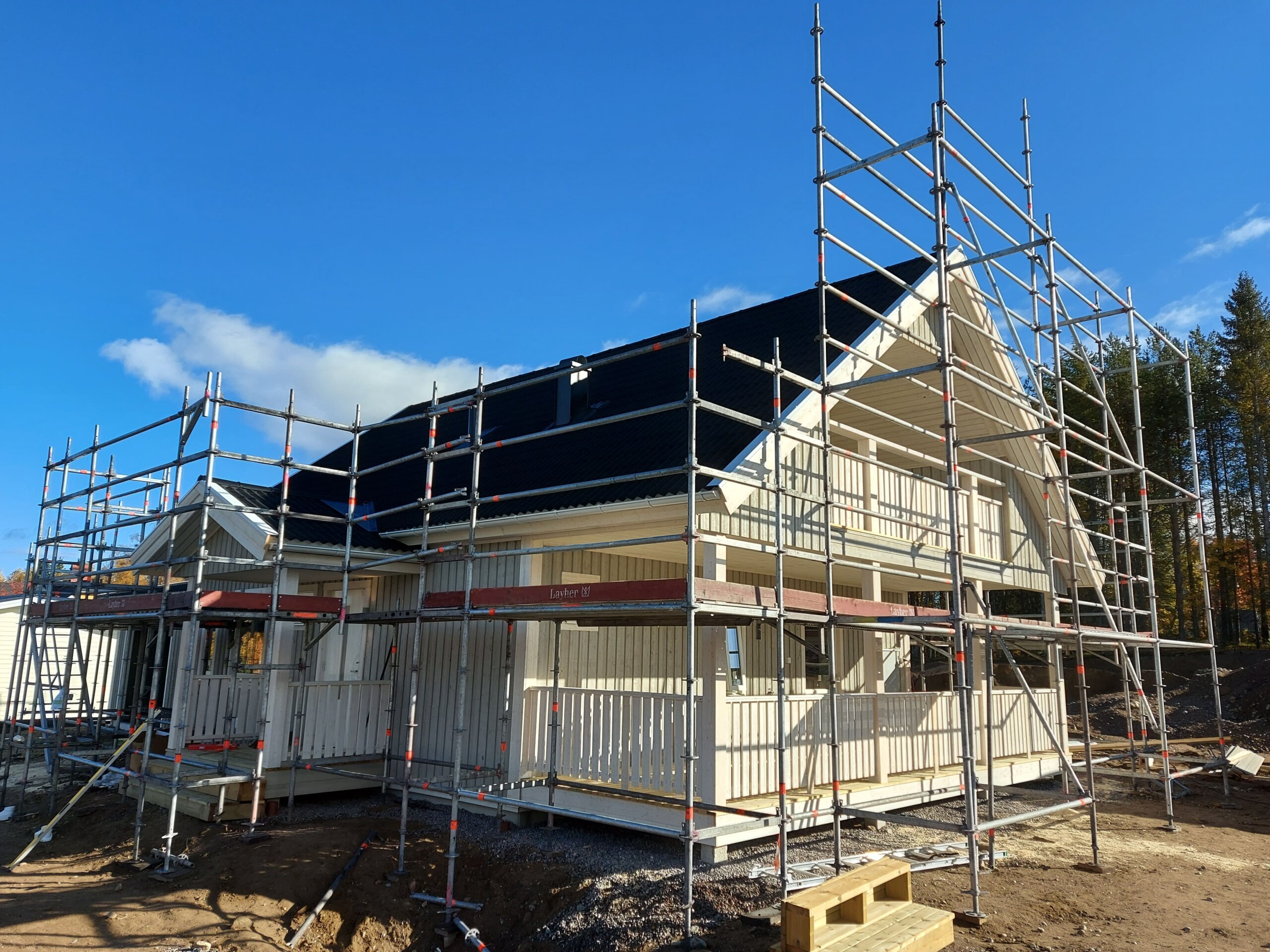 puitfassaadi paigaldamine