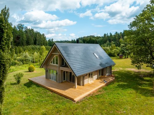 solarstone-solar-tiled-roof